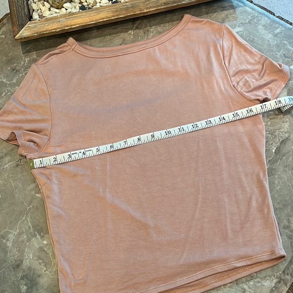 Keyhole top - Picture 3 of 6